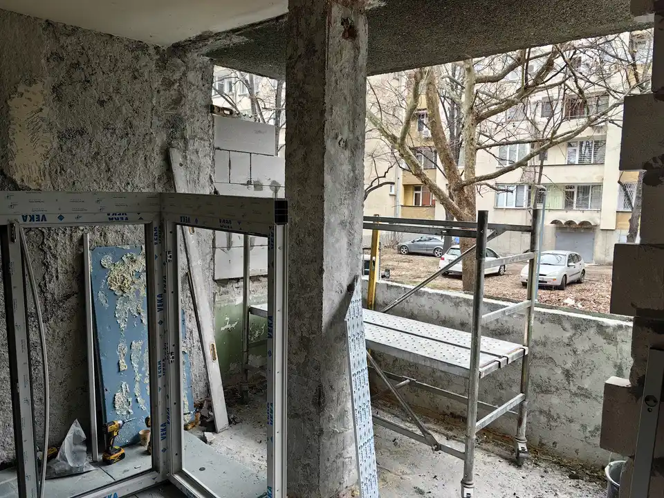 Цялостна смяна на дограма, Остъкление на тераса - снимка 2