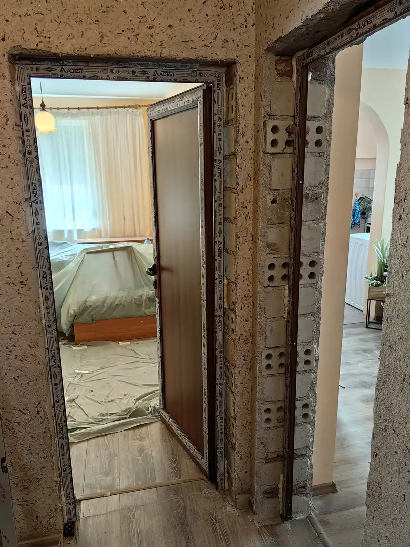 Подмяна вътрешни врати, Обръщане с первази - снимка 18